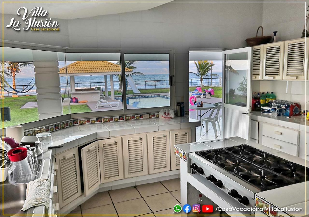 Villa La Ilusion Casa Vacacional เตโกลูตลา ภายนอก รูปภาพ